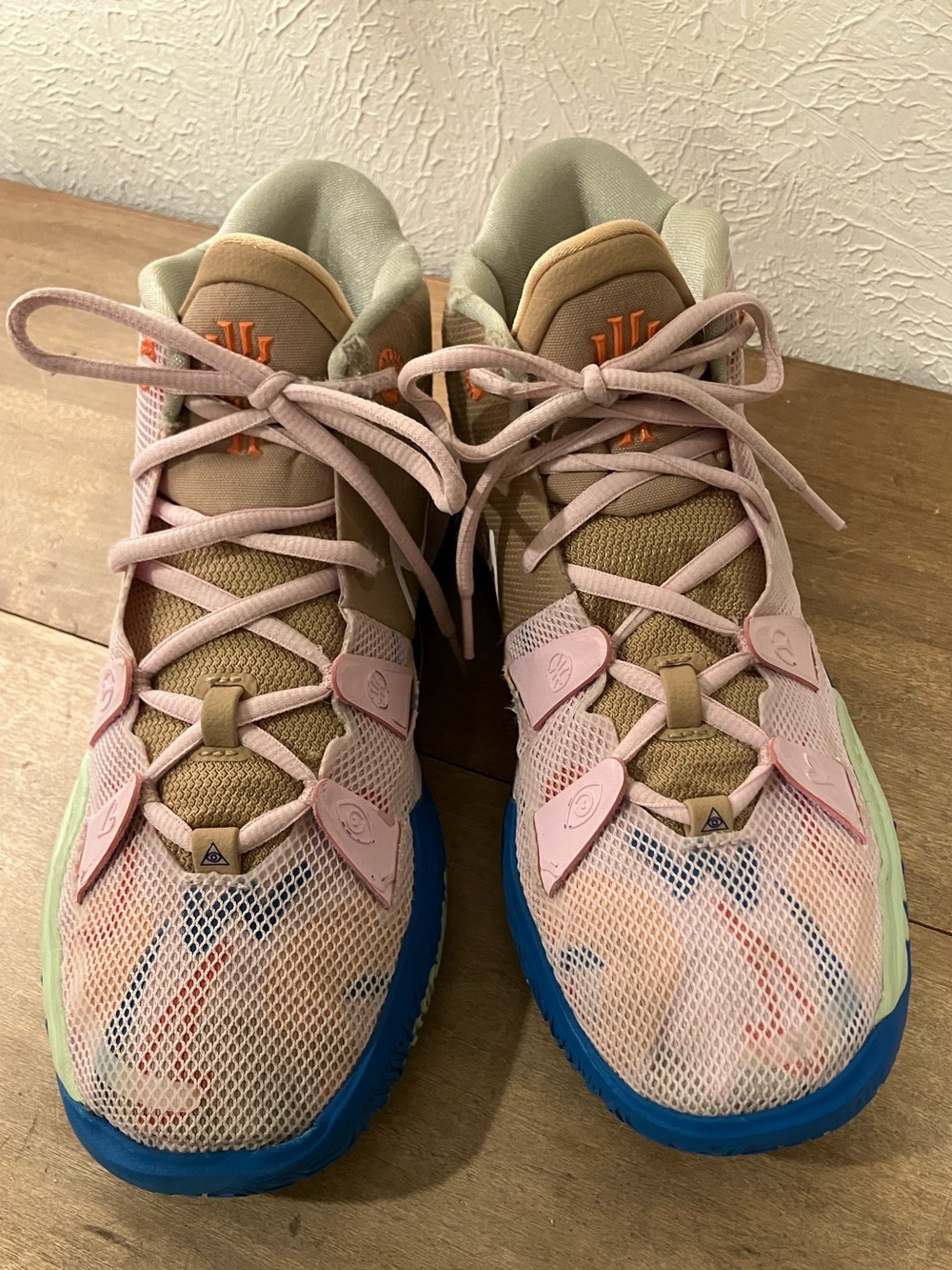 Nike Kyrie 7 ‘1 World 1 People’ Sneaker - Picture 9 of 12
